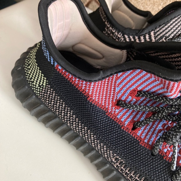 Yeezy Boost 350 V2 Yechell adidas Men’s Size 8.5 - Picture 2 of 8